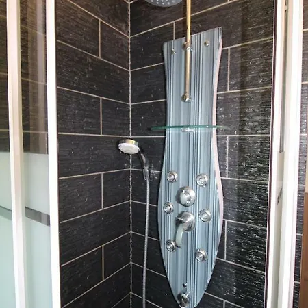 Duplex élégance: Luxe 4* Avec Tennis Et Piscine Apartment *