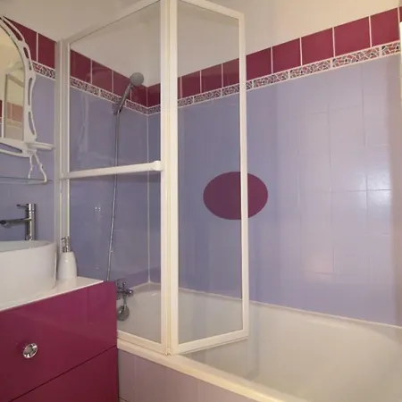 Cadre Exceptionnel: Duplex Classé 4**** Tennis, Piscine, Parking, Linge Inclus, Wifi, Matériel Bébé, Proximité Centre Appartement Deauville