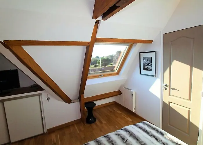 Cadre Exceptionnel: Duplex Classe 4**** Tennis, Piscine, Parking, Linge Inclus, Wifi, Materiel Bebe, Proximite Centre Apartment Deauville