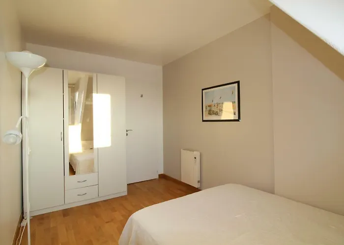Cadre Exceptionnel: Duplex Classe 4**** Tennis, Piscine, Parking, Linge Inclus, Wifi, Materiel Bebe, Proximite Centre Apartment Deauville