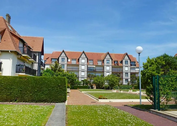 Cadre Exceptionnel: Duplex Classe 4**** Tennis, Piscine, Parking, Linge Inclus, Wifi, Materiel Bebe, Proximite Centre Apartment