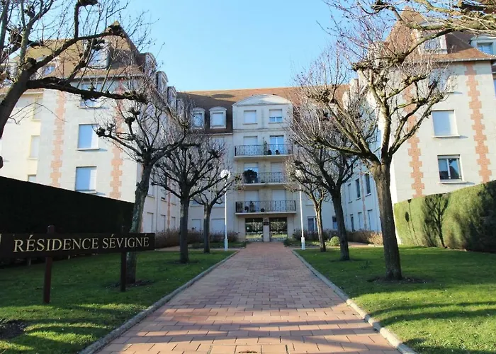 Cadre Exceptionnel: Duplex Classe 4**** Tennis, Piscine, Parking, Linge Inclus, Wifi, Materiel Bebe, Proximite Centre * 多维尔